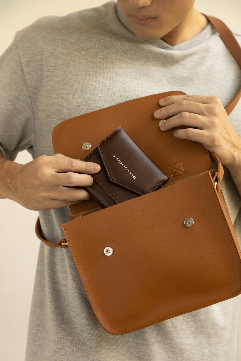Straightforward belt bag deals